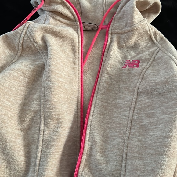Brand new new Balance active fleece Jacket - Picture 9 of 11